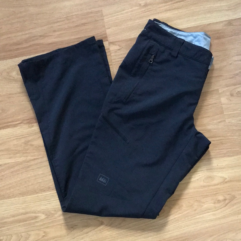 Lightweight REI hiking pants size 6
